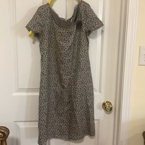 Women’s dress